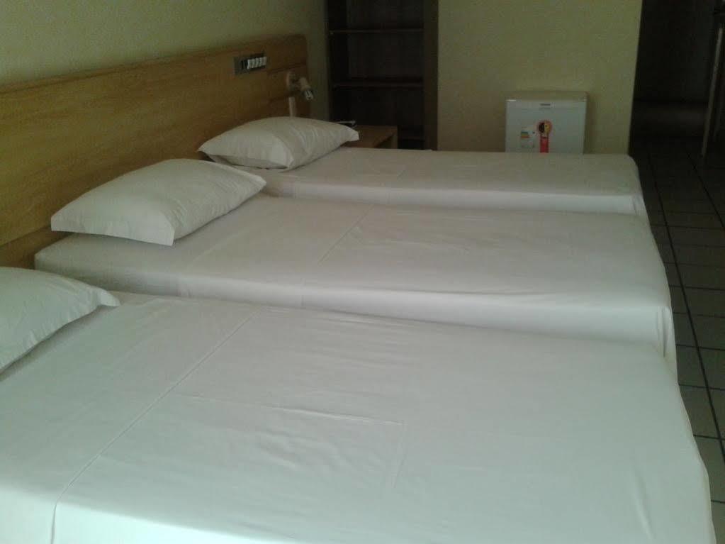 Mk Express Hotel อารากาจู ภายนอก รูปภาพ